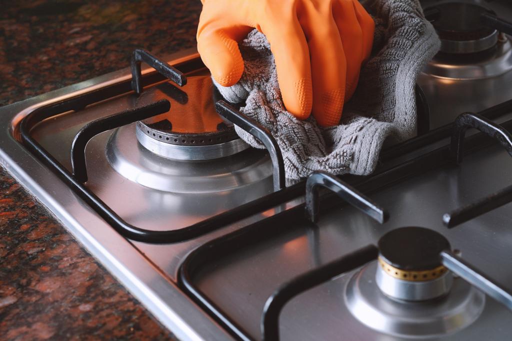 How to clean the hob quickly
