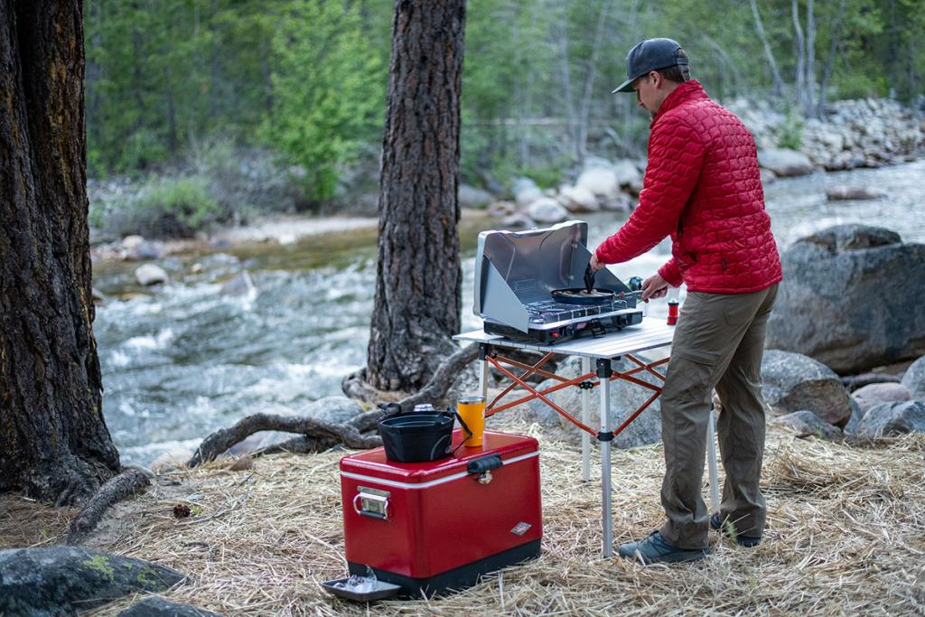 How to Choose a Camping Stove | Switchback Travel