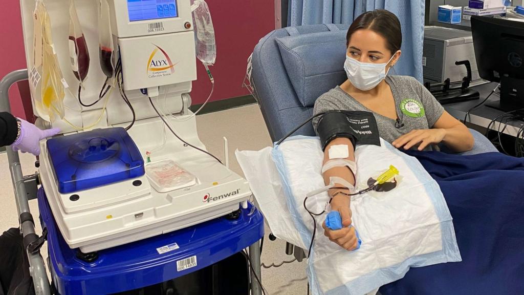 Such a privilege' to donate convalescent plasma: Reporter's Notebook - ABC News