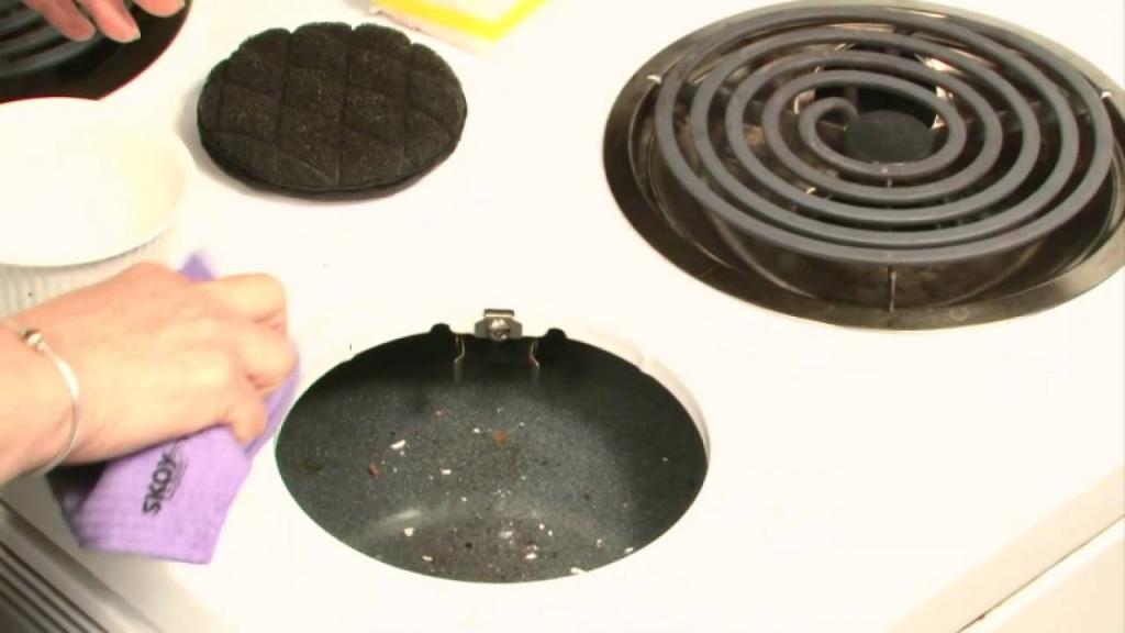 How To Clean Baked On Stains Off Enamel Stove Top