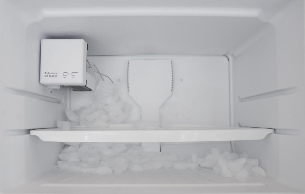 How to Defrost a Freezer—the Simplest Way Possible | Real Simple