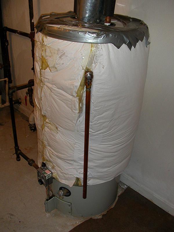 What happens when your old water heater finally bursts? - EcoSmart