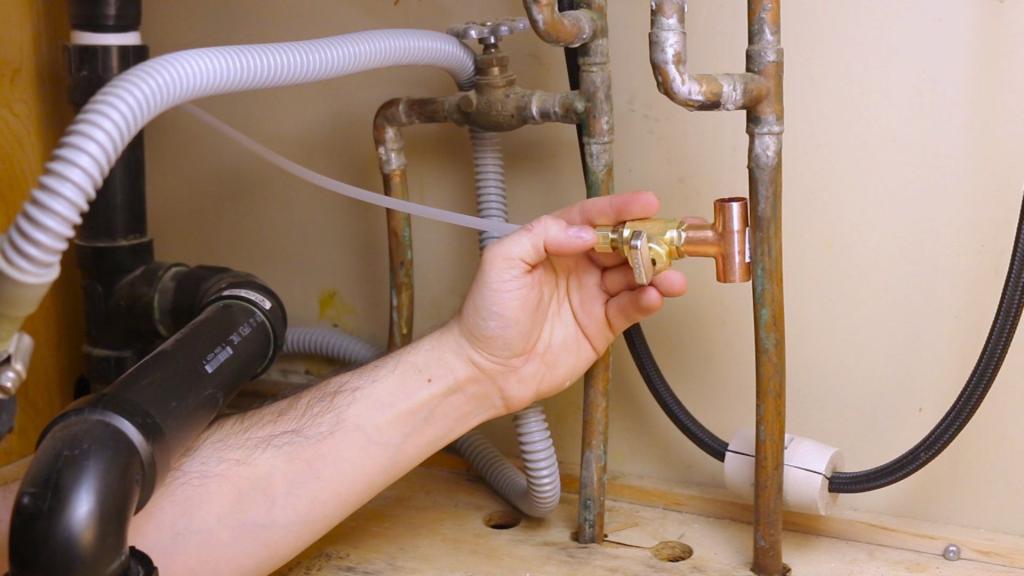 How to Connect a Water Line to Your Refrigerator : 7 Steps (with Pictures) - Instructables