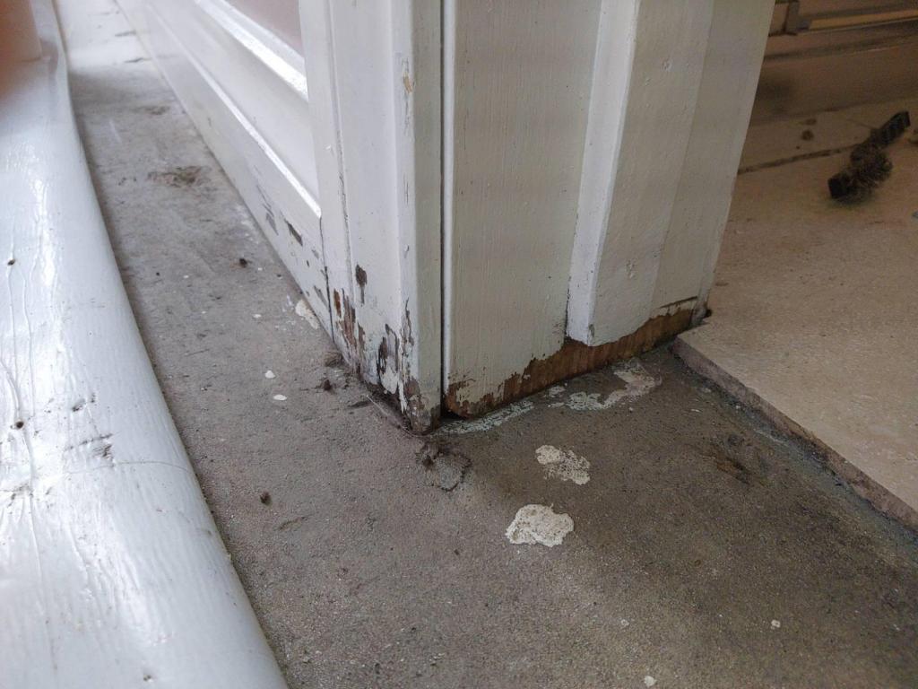 View topic - How to treat water damage in door frame before painting • Home Renovation & Building Forum