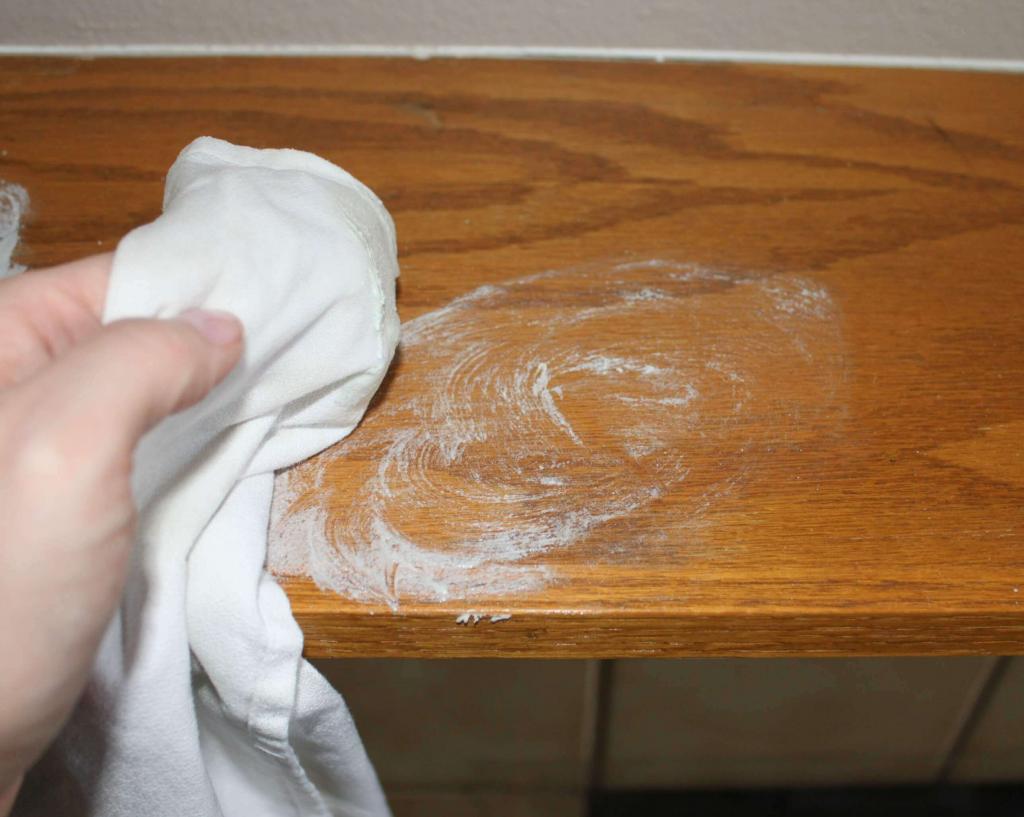 How to Remove Dark Water Stains from Wood - Kitchen Infinity