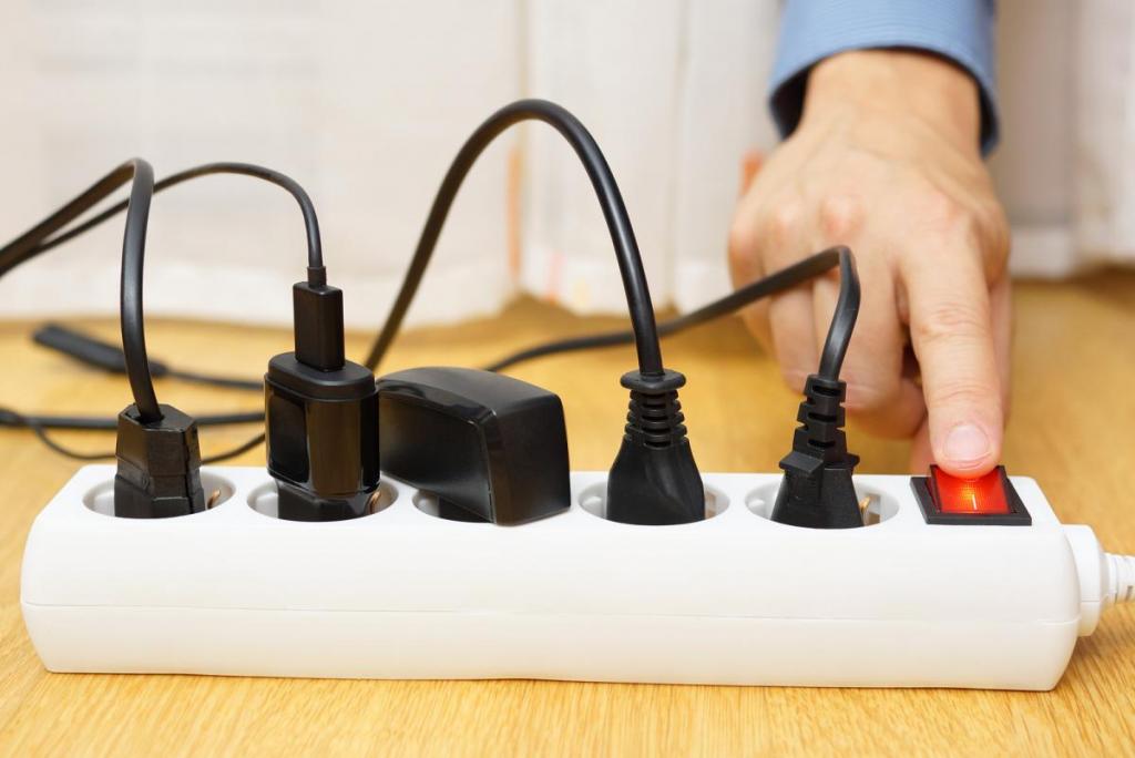 Which is Safer: More Electrical Outlets or Extension Cords? | Glenco