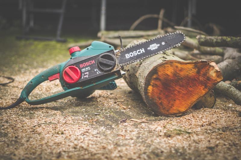 How To Repair Water Damaged Chainsaw: Easy 5-Step DIY Guide - Krostrade