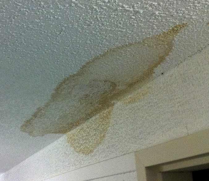 Popcorn Ceiling - How to Remove an Ugly Stain