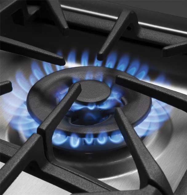 Front Control Gas Range with Tri-Ring Burner | GE Appliances