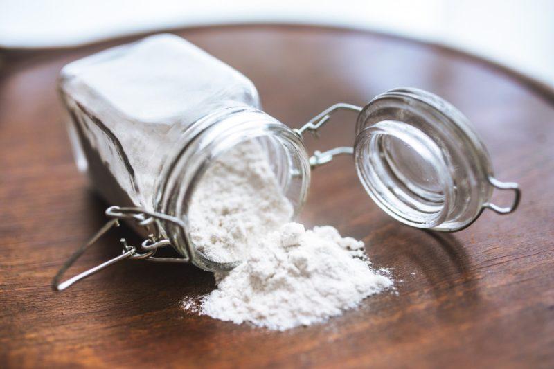 Why Do You Put Baking Soda In The Fridge? 4 Awesome Reasons! - Krostrade