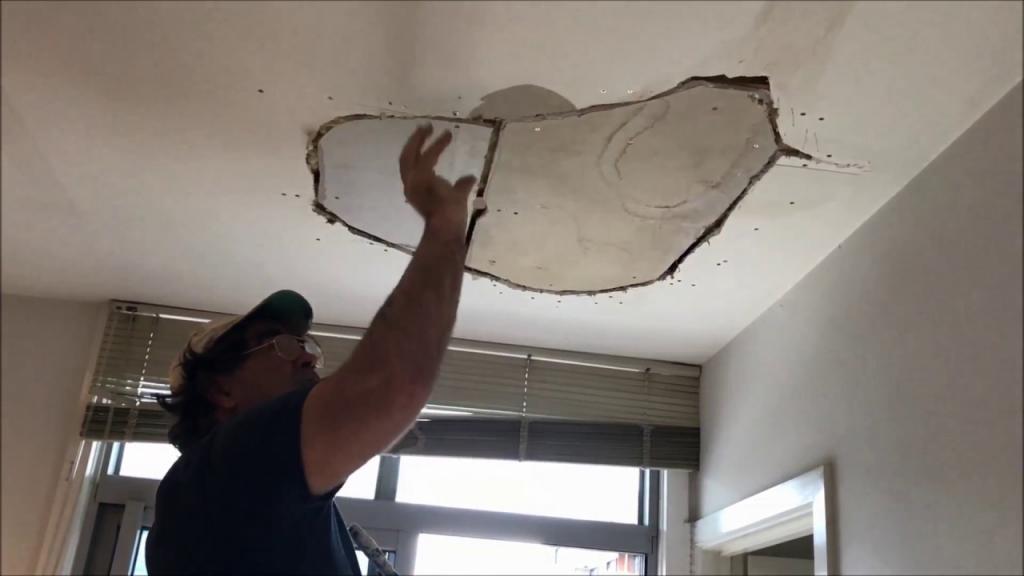Water Damaged Section of Plaster Ceiling Repair - YouTube